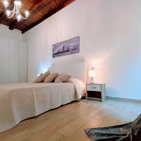 Meli4retreat Beach, Mountain & History Apartment